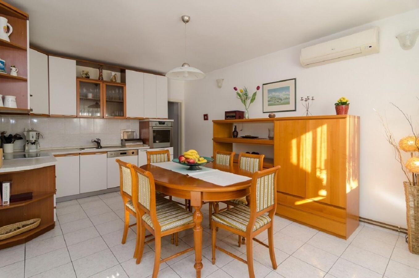 Holiday Home Old Town - Great Location Nin Extérieur photo