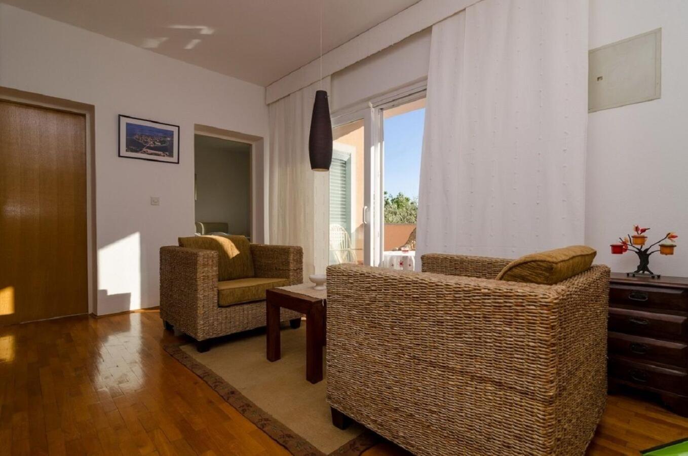 Holiday Home Old Town - Great Location Nin Extérieur photo